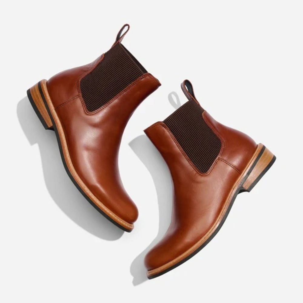 Nisolo Carmen Chelsea Boot in color Brandy size 11